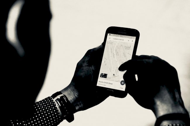 Why Nigeria's internet scammers are 'role models'